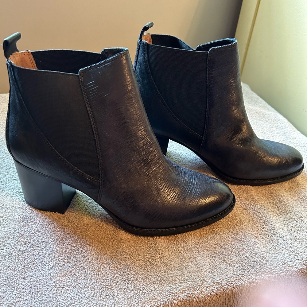 Sofft booties